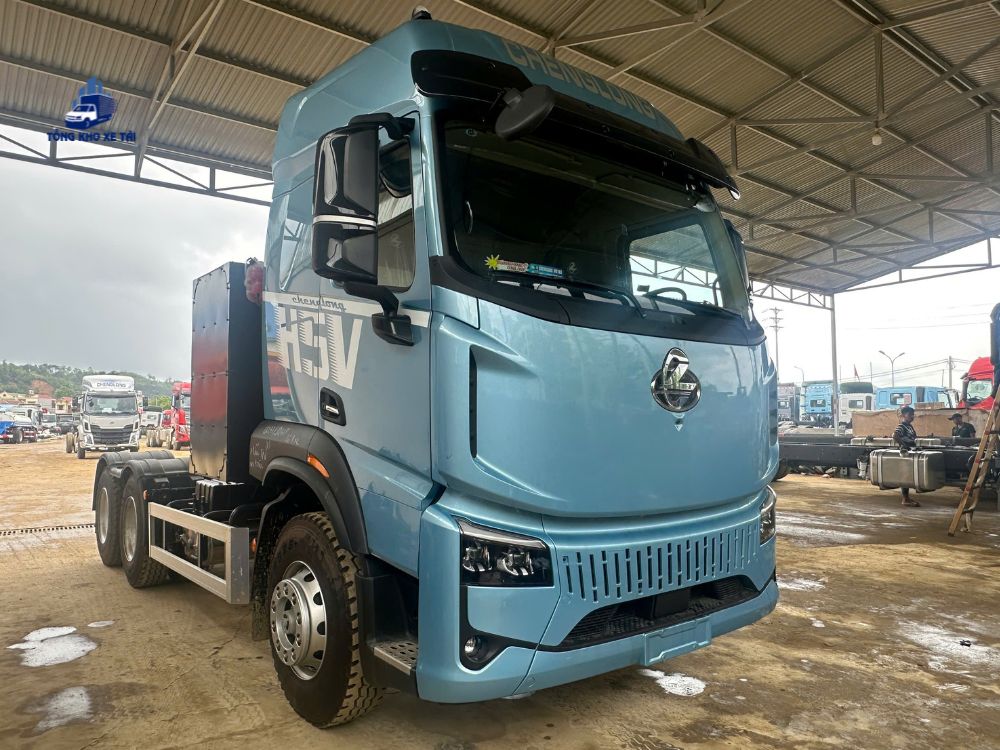 Đầu Kéo Điện Chenglong H5EV 400kW